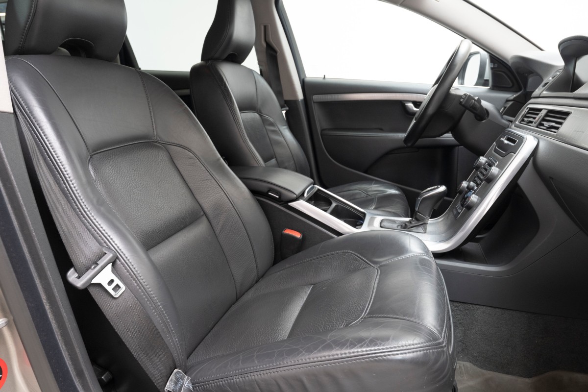 2014 Volvo XC 70 SUMMUM D4 215 HK AWD POLESTAR ACC HENGERFESTE VARMER NAVI BLIS SKINN 
