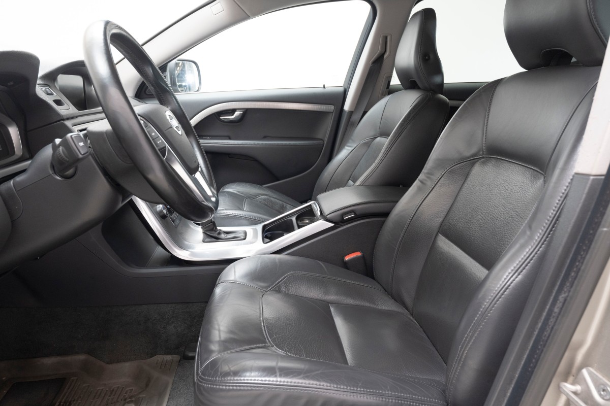 2014 Volvo XC 70 SUMMUM D4 215 HK AWD POLESTAR ACC HENGERFESTE VARMER NAVI BLIS SKINN 