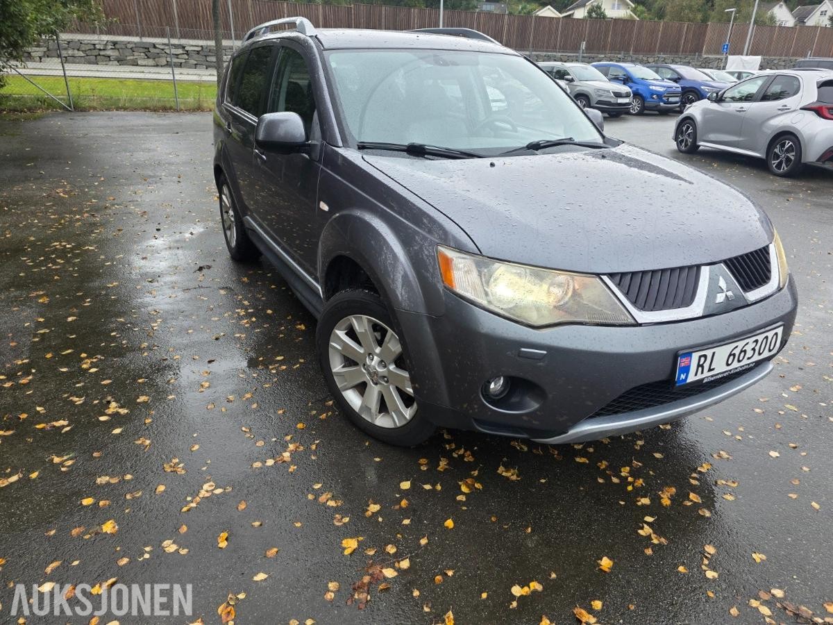 2009 Mitsubishi Outlander, OUTLANDER 2.4i 170HK AUTOMATGIR 4X4 TILHENGERFESTE, 236000km