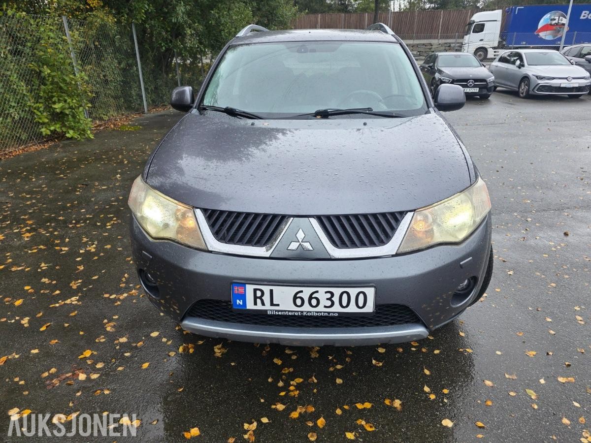 2009 Mitsubishi Outlander, OUTLANDER 2.4i 170HK AUTOMATGIR 4X4 TILHENGERFESTE, 236000km