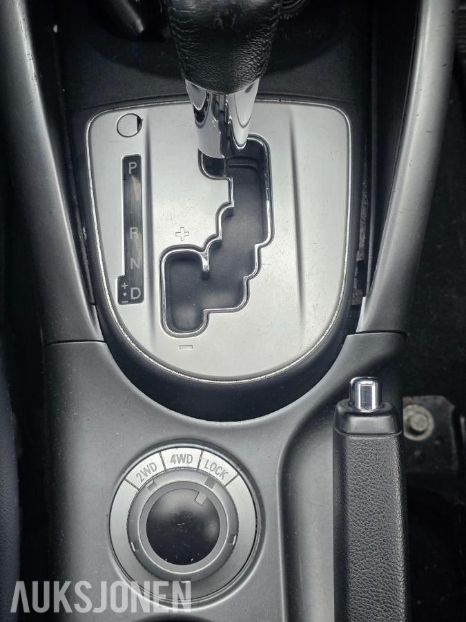 2009 Mitsubishi Outlander, OUTLANDER 2.4i 170HK AUTOMATGIR 4X4 TILHENGERFESTE, 236000km