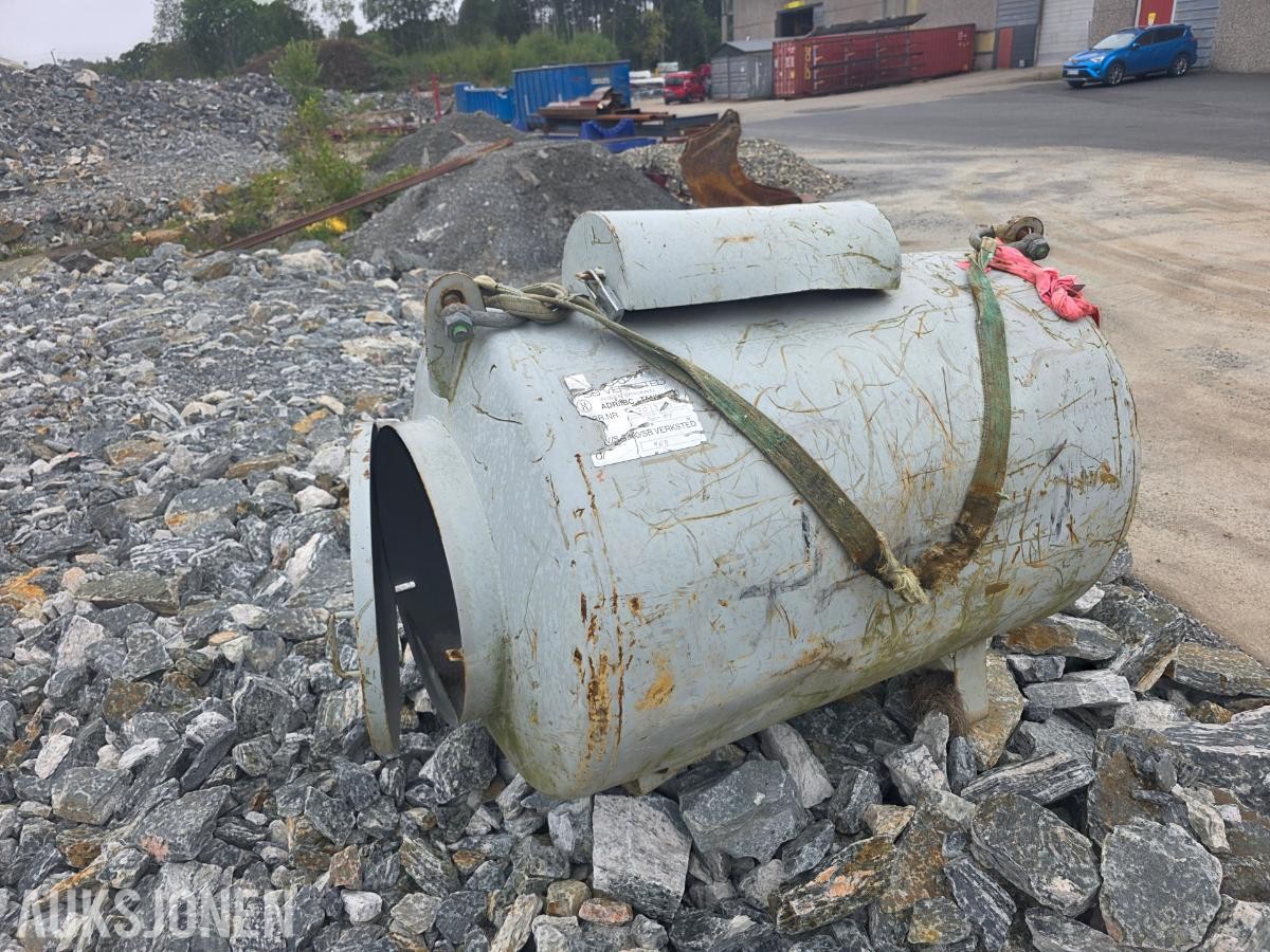 2000 SB Verksted ADR/IBC-tank, ca. 960 l