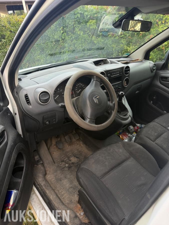 2010 Citroen Berlingo 1.6 90hk hengerfeste s+v dekk