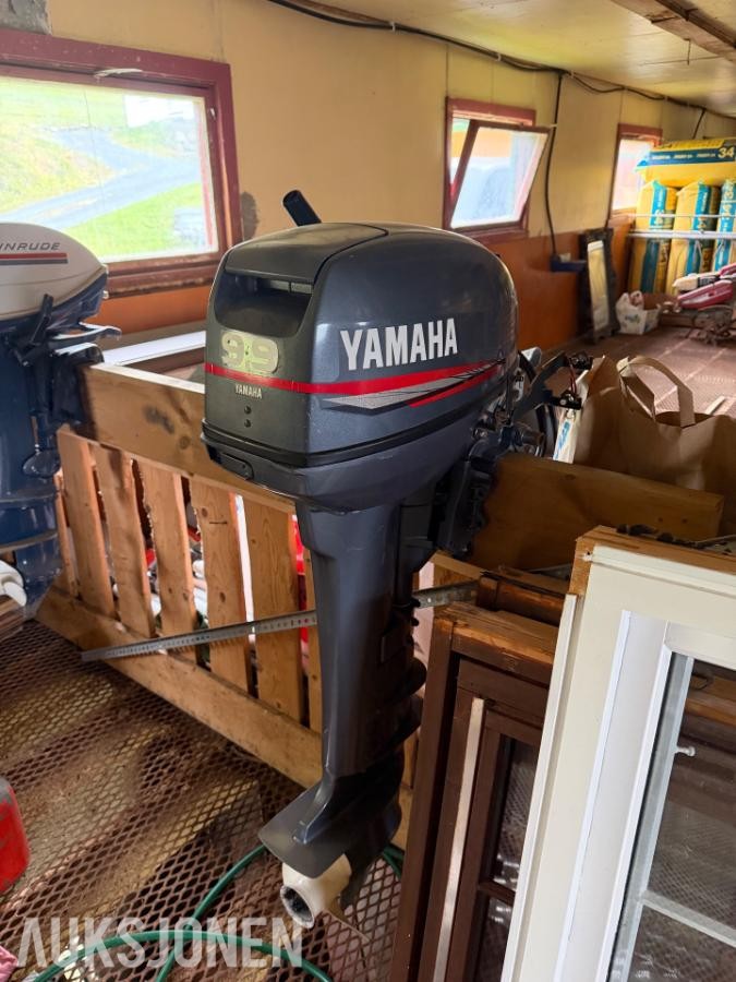 1999 Buster S båt med Yamaha 9.9hk 