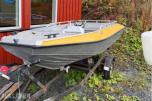 1999 Buster S båt med Yamaha 9.9hk 