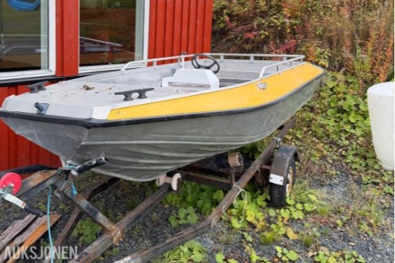 1999 Buster S båt med Yamaha 9.9hk 