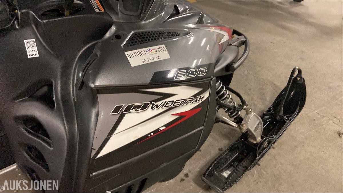 2014 Polaris 600 IQ Widetrak snøscooter med hengerfeste og bagasjeboks
