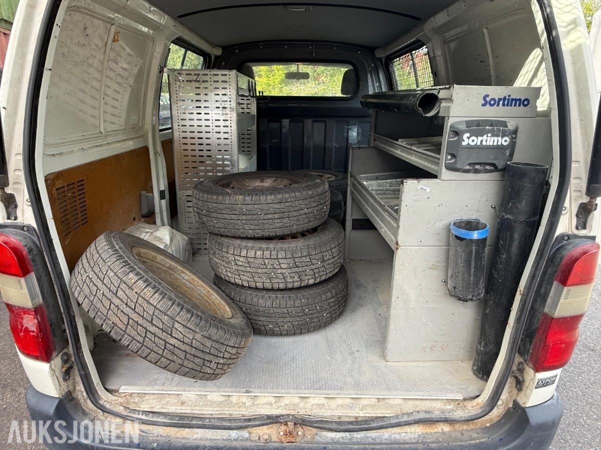 2008 Toyota, HIACE 2.5-117 D 4WD EUOK 2028, 269500km