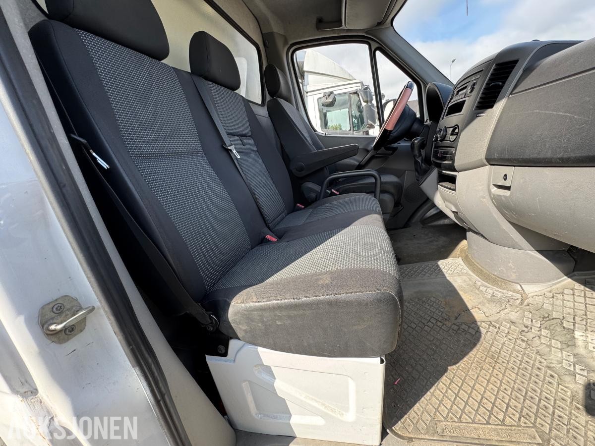 2010 Mercedes-Benz Sprinter 319 CDI 3.0-190D skapbil med bakløfter / 259914km