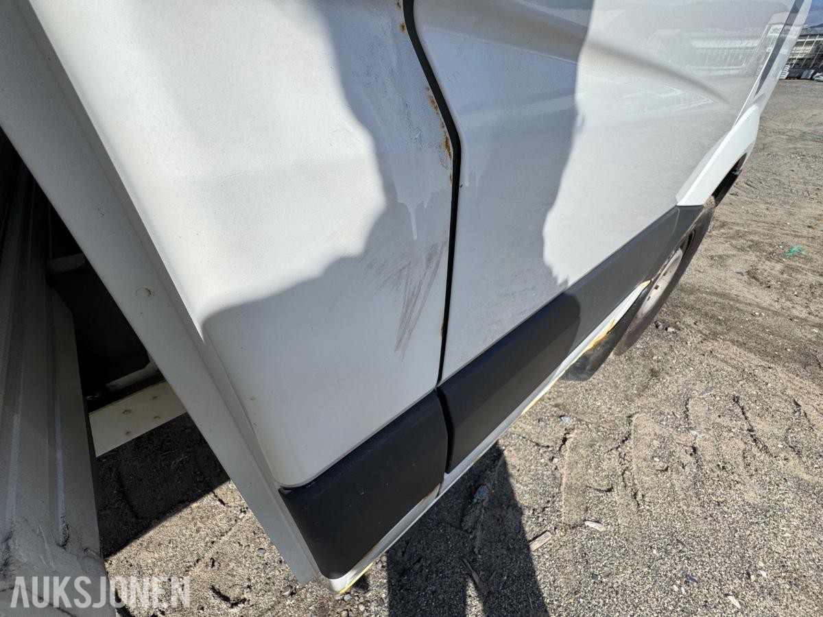 2010 Mercedes-Benz Sprinter 319 CDI 3.0-190D skapbil med bakløfter / 259914km