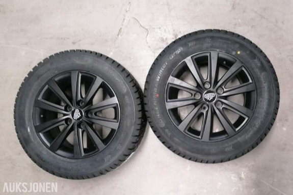 Nye komplette hjul med alu felg og piggdekk 195/65R15 95T til 4P skuterhenger