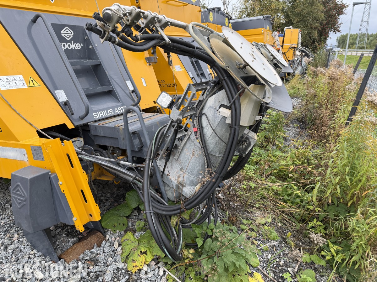 2024 EPOKE SIRIUS COMBI AST - KOMBISPREDER PÅ KROKRAMME