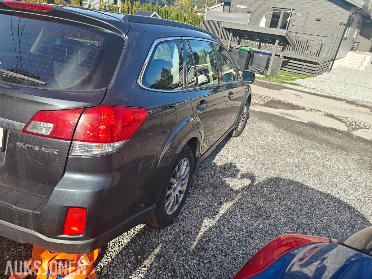 2010 Subaru Outback 2.5 Bensin 167hk AWD Automat, Cruisekontroll, Ryggekamera