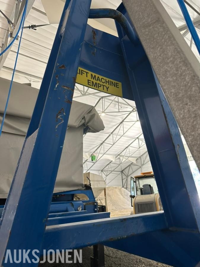 2021 BLEND E025 BETONGSTASJON