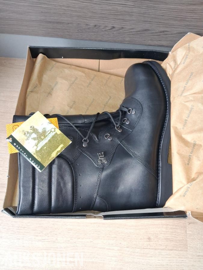 5 stk Militær Støvler str. 50 *Ingen minstepris*