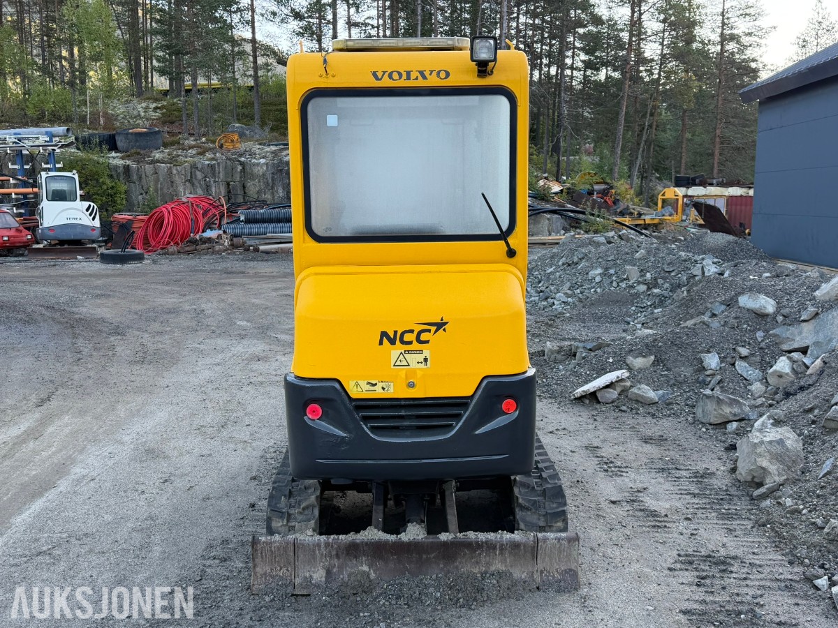 2006 Volvo EC20B XTV minigraver med 3 skuffer