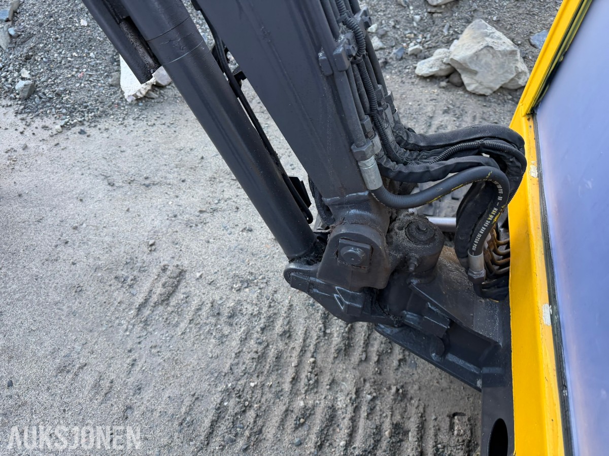 2006 Volvo EC20B XTV minigraver med 3 skuffer