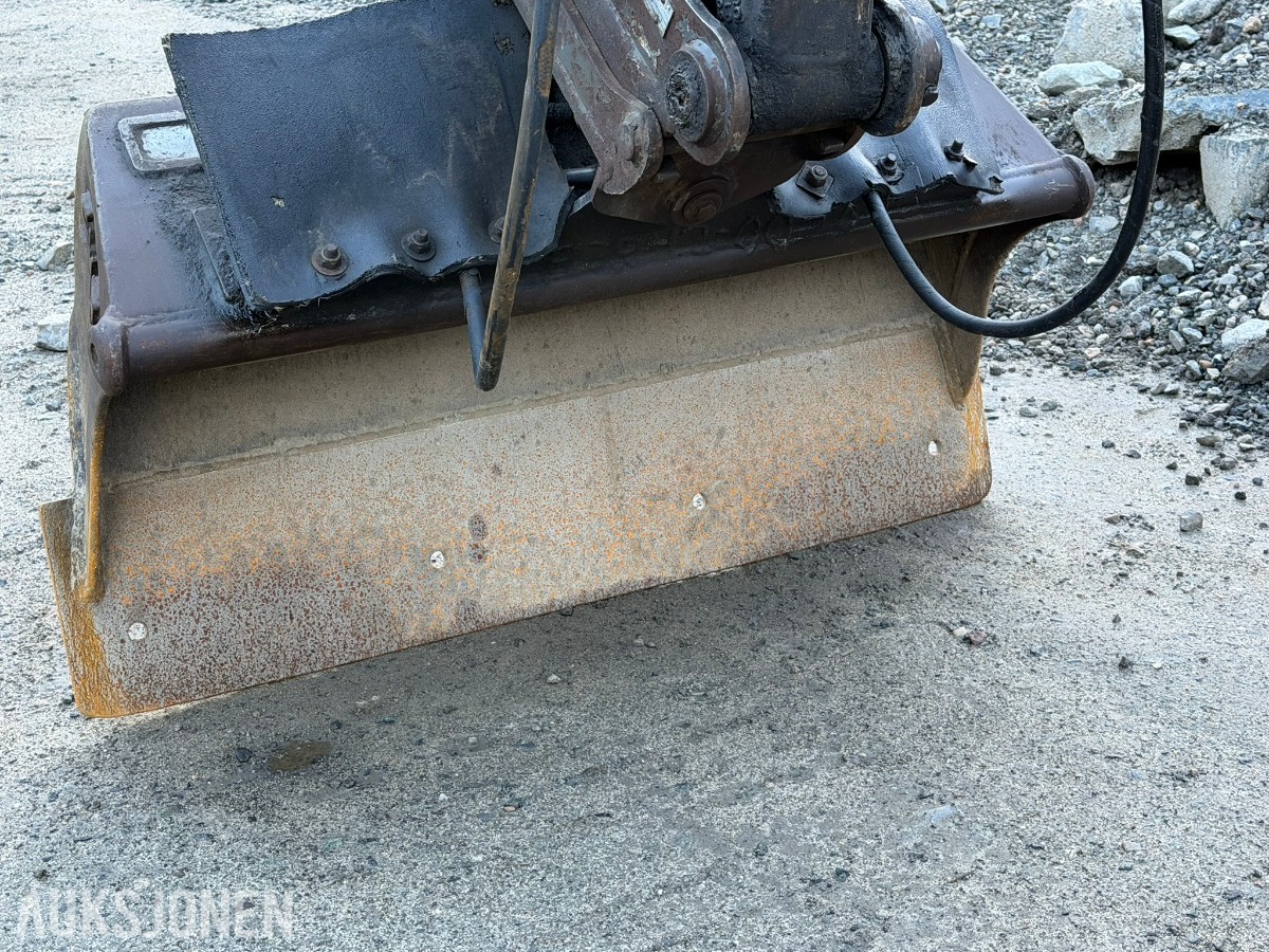 2006 Volvo EC20B XTV minigraver med 3 skuffer