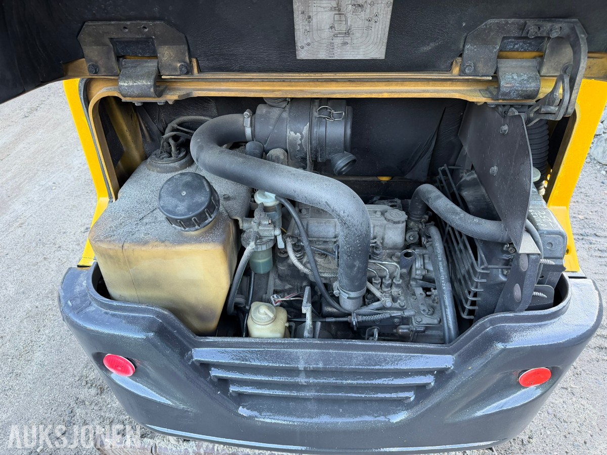 2006 Volvo EC20B XTV minigraver med 3 skuffer