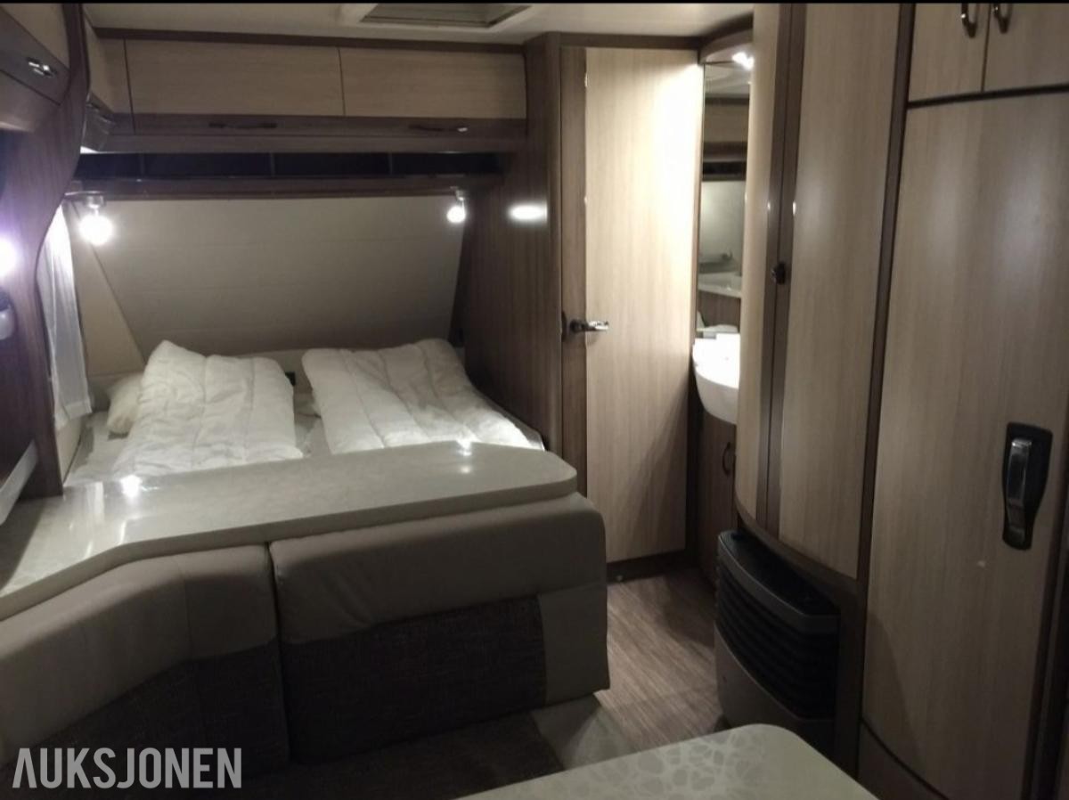 2015 Hobby 560 KMFE  campingvogn TRUMAVARME 