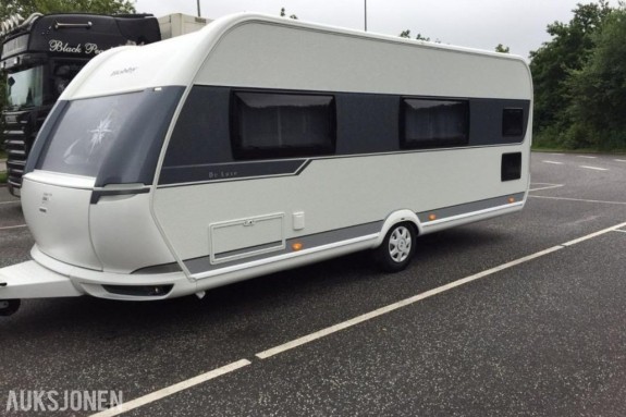 2015 Hobby 560 KMFE  campingvogn TRUMAVARME 