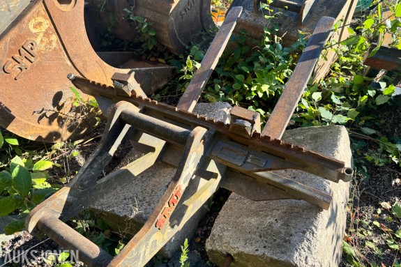 SMP Pallegafler Til Gravemaskin - S60