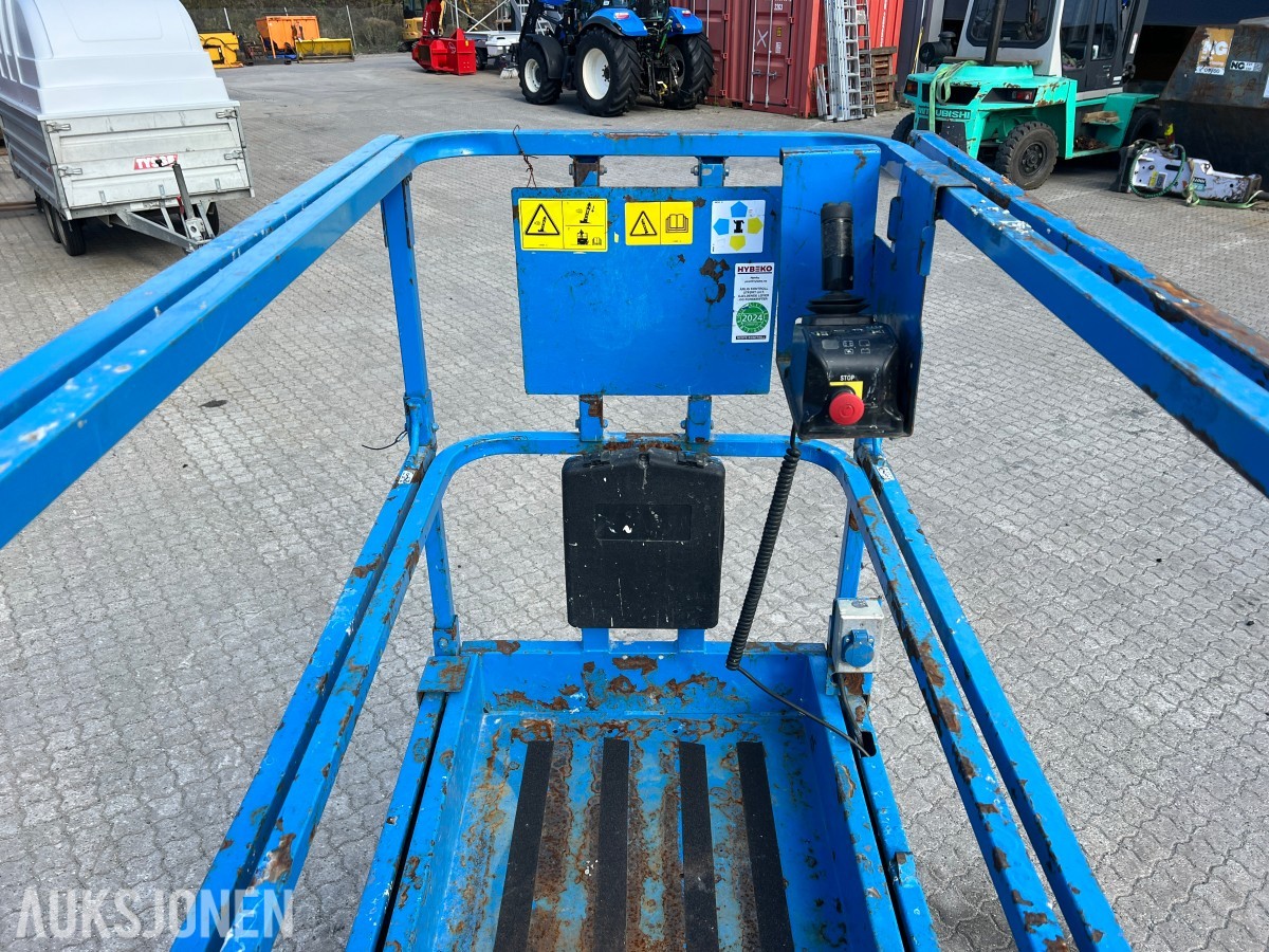 2011 Genie GS-2632 batteridrevet sakselift – 9,8 m arbeidshøyde