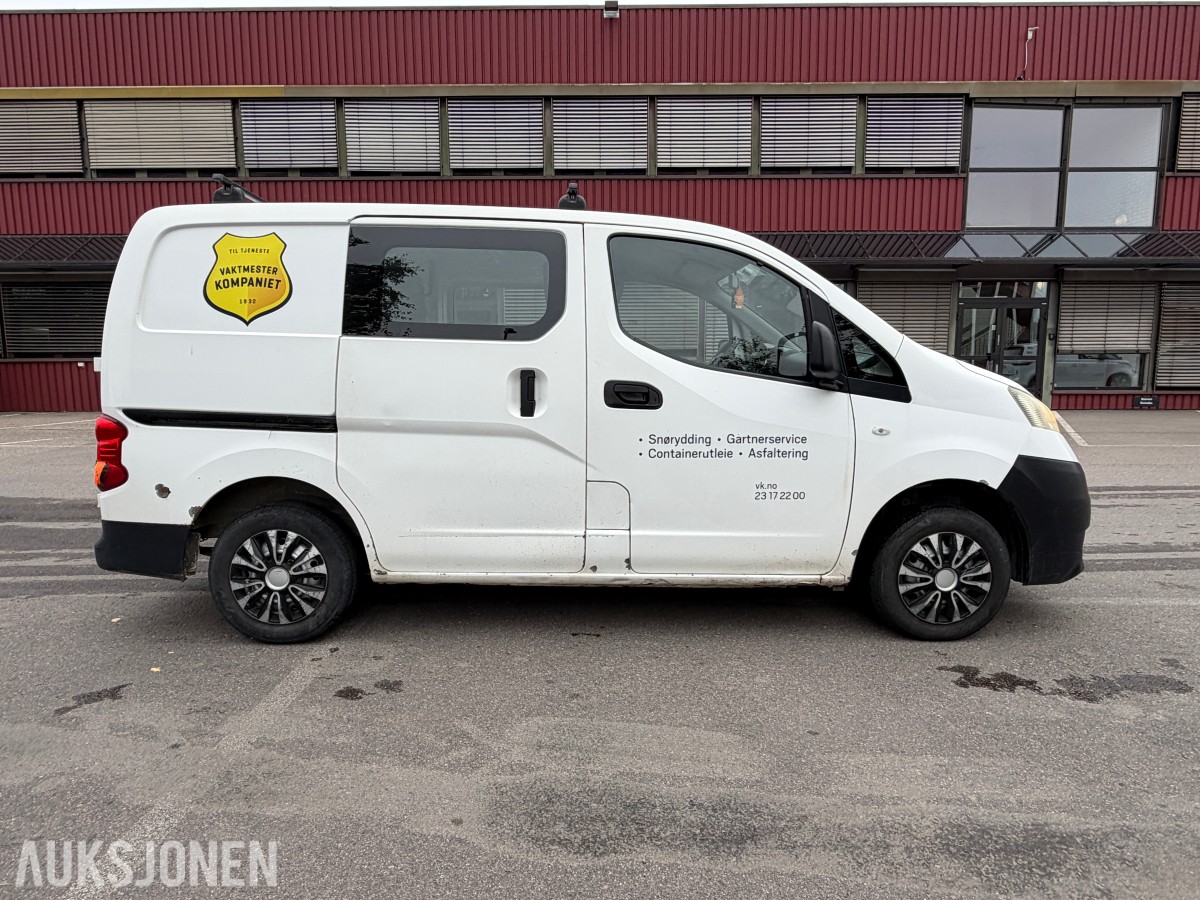 2011 NISSAN NV200 DIESEL HENGERFESTE - INGEN MINSTEPRIS!