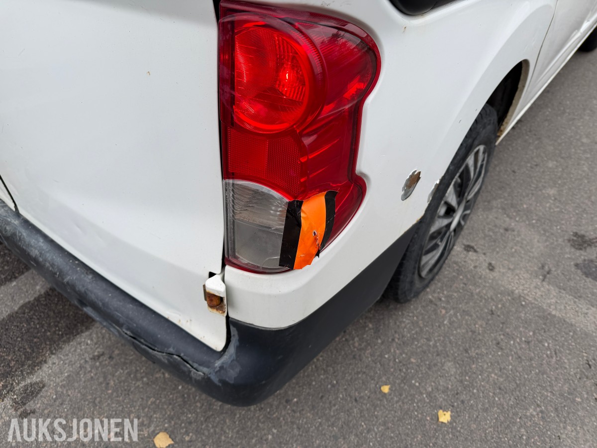 2011 NISSAN NV200 DIESEL HENGERFESTE - INGEN MINSTEPRIS!