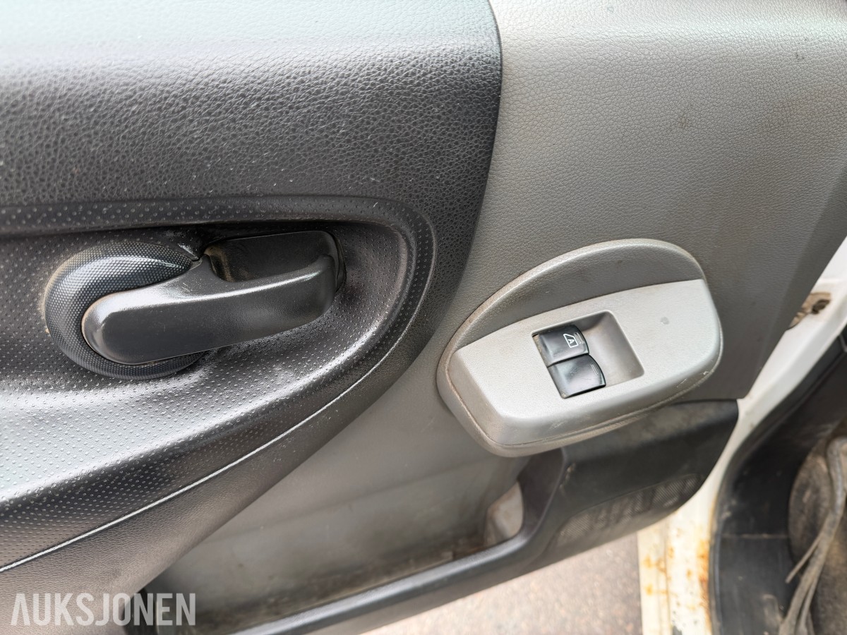 2011 NISSAN NV200 DIESEL HENGERFESTE - INGEN MINSTEPRIS!