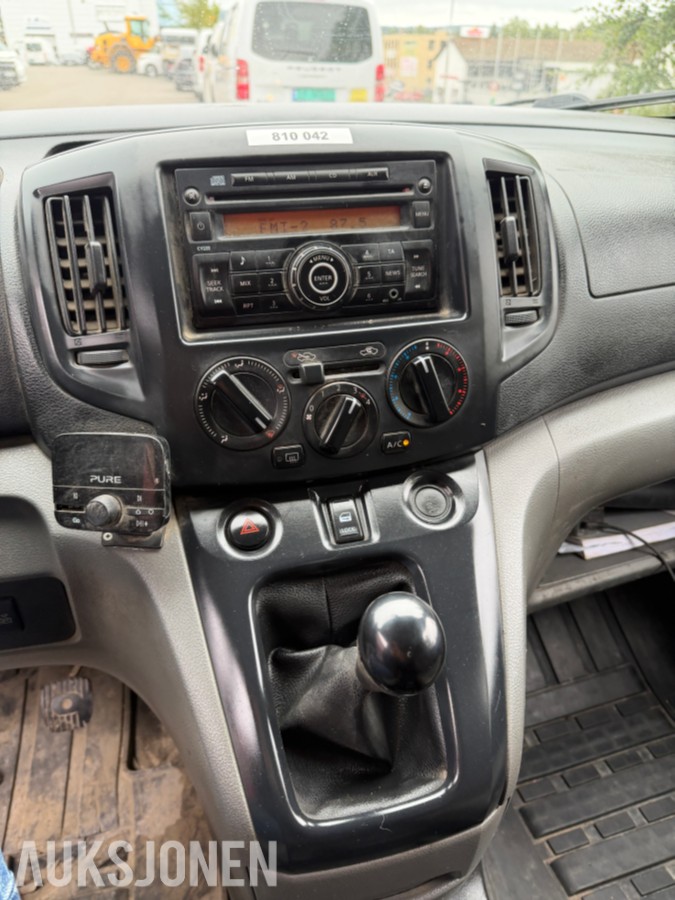 2011 NISSAN NV200 DIESEL HENGERFESTE - INGEN MINSTEPRIS!