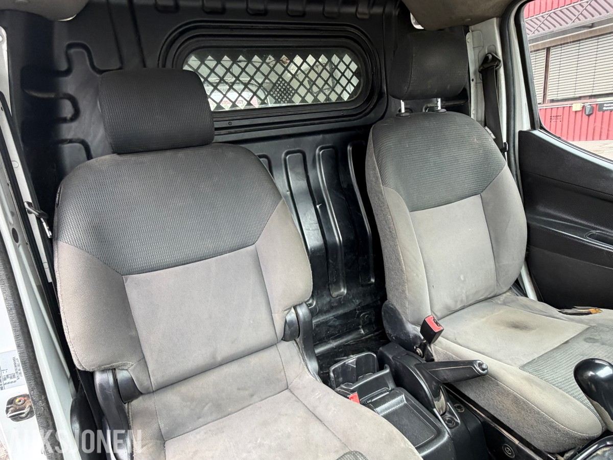 2011 NISSAN NV200 DIESEL HENGERFESTE - INGEN MINSTEPRIS!