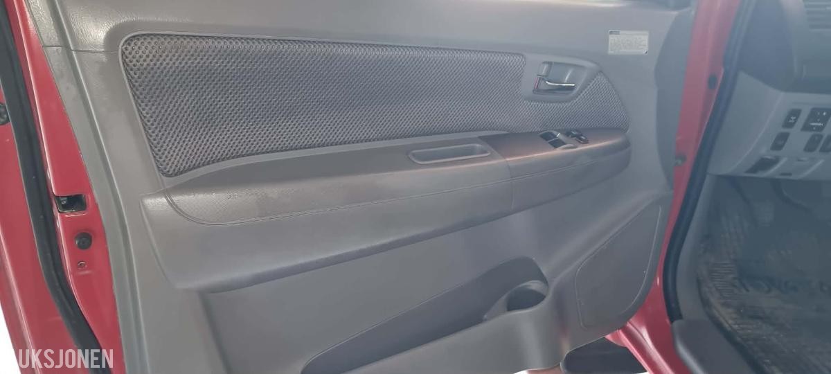 2010 Toyota HiLux 2.5 Diesel 144hk 4WD Hengerfeste