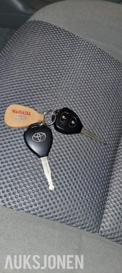 2010 Toyota HiLux 2.5 Diesel 144hk 4WD Hengerfeste