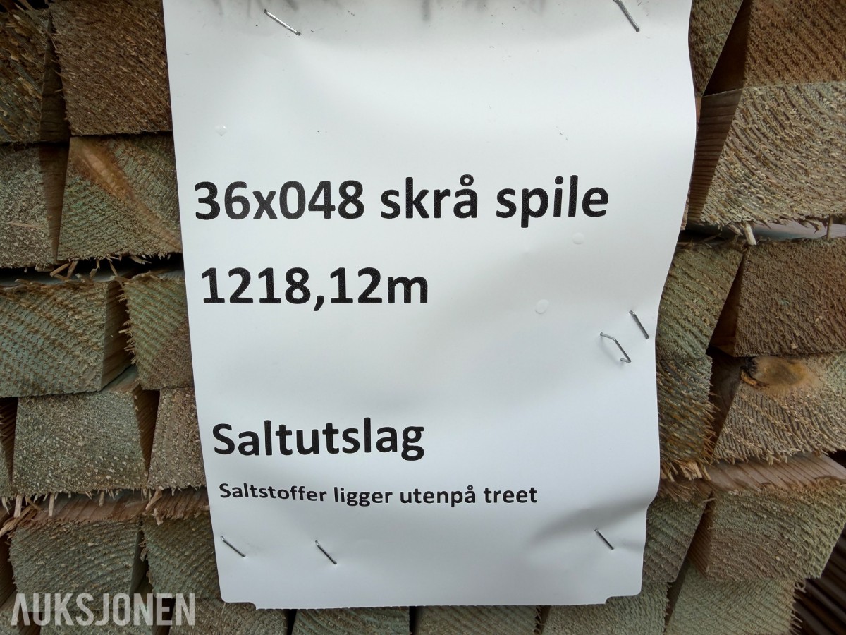 36 x 48 mm. skrå spile. Saltutslag