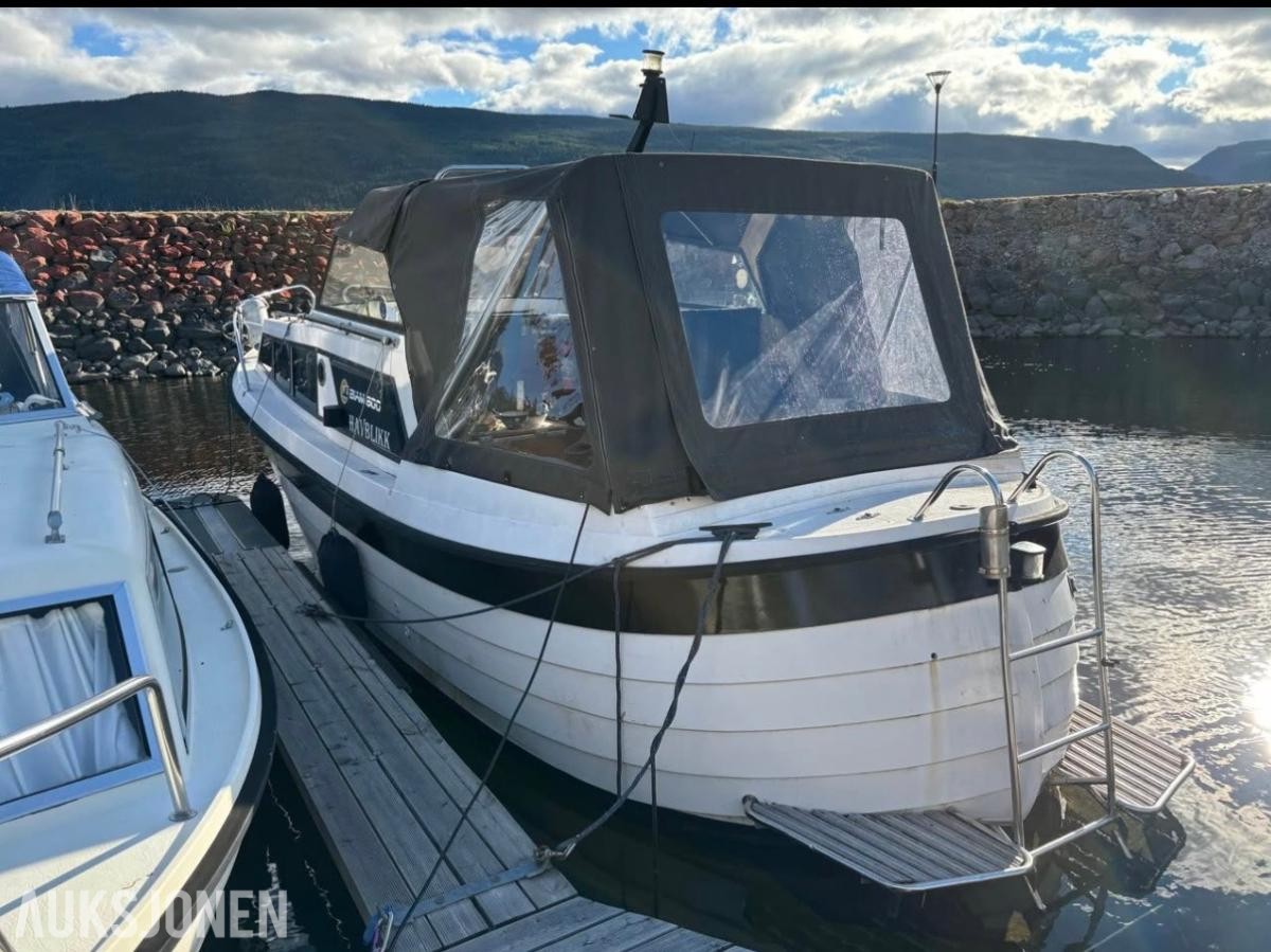 1986 Biam 800 båt med YANMAR 75 HK