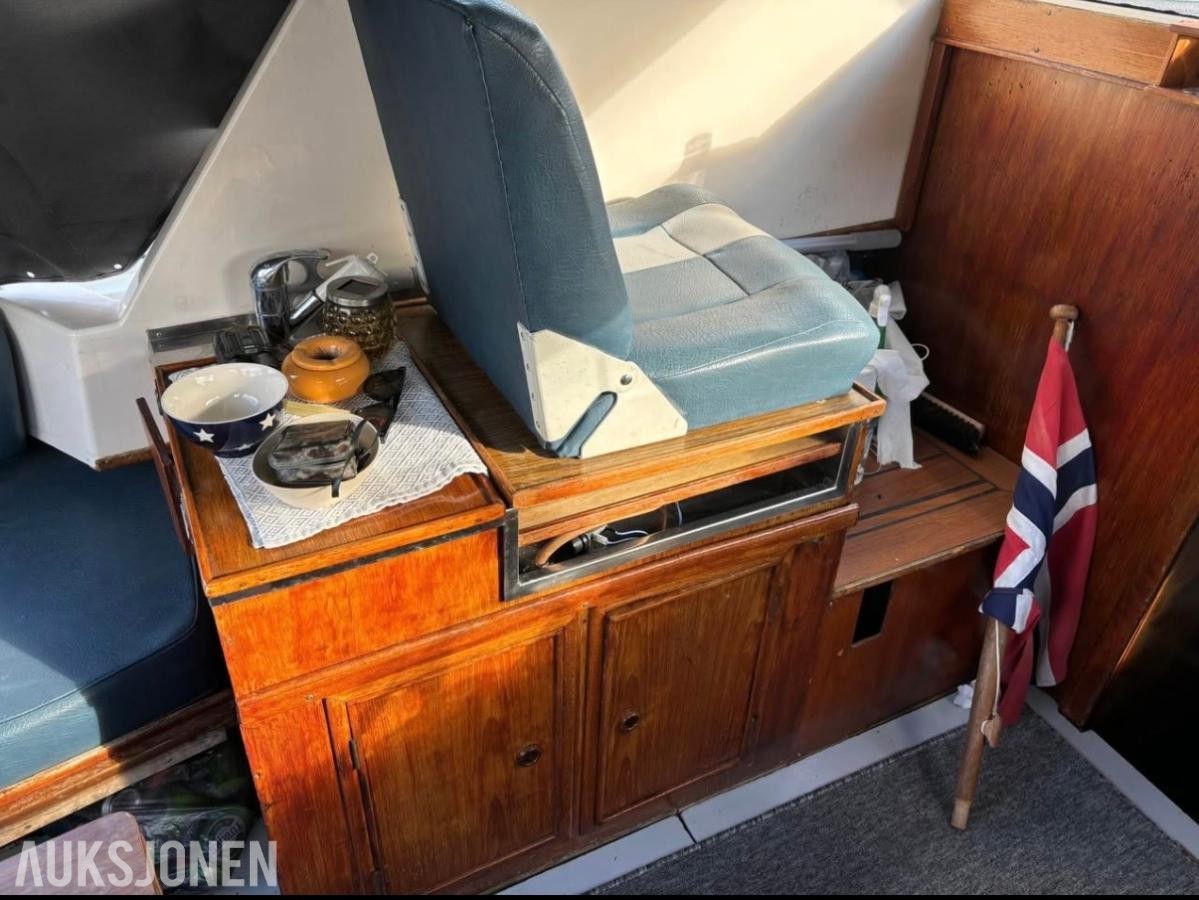 1986 Biam 800 båt med YANMAR 75 HK