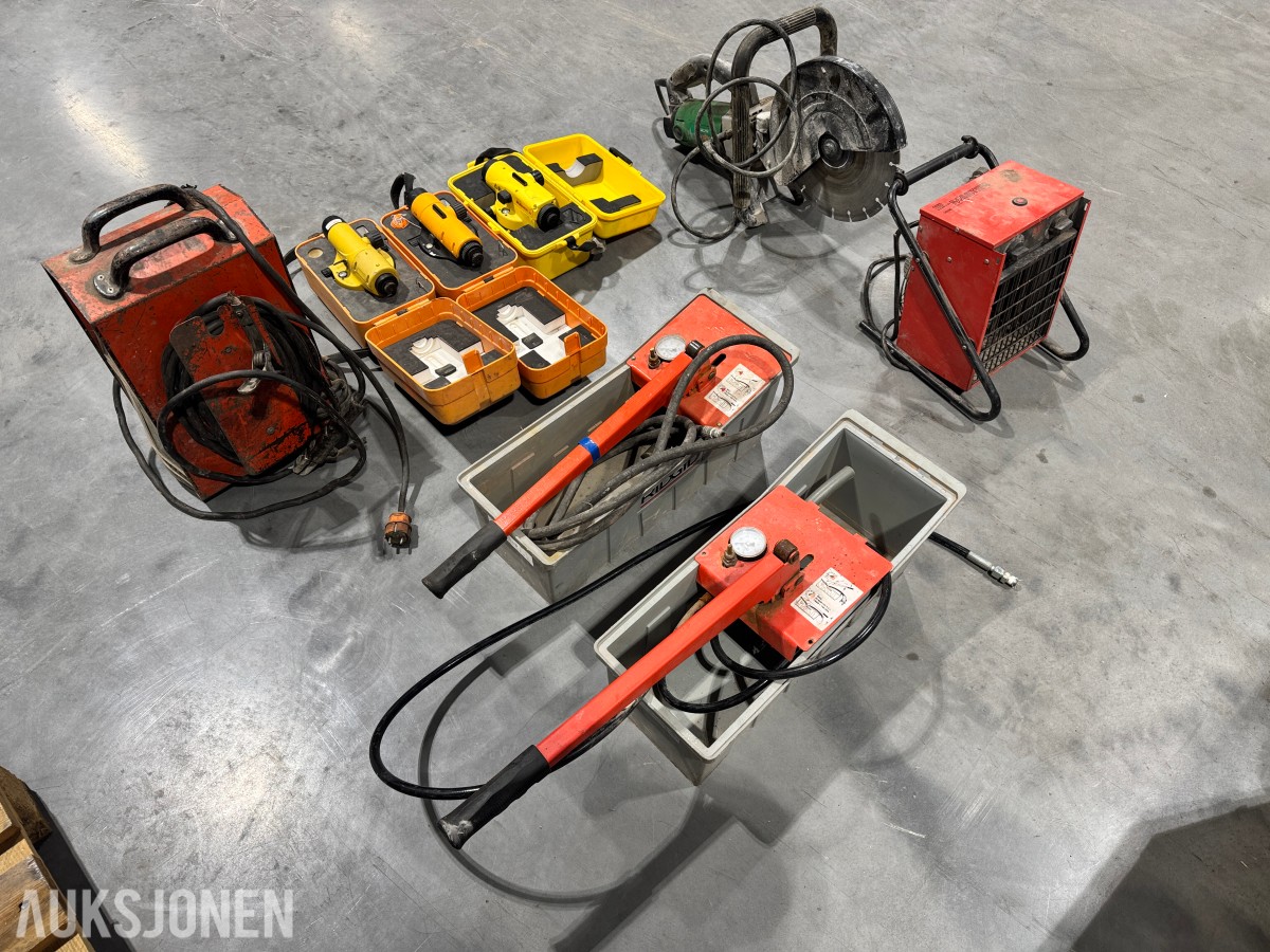 Verktøypakke - Sveiseapparat, nivelleringsinstrumenter, kappmaskin, varmevifte, trykktestpumper