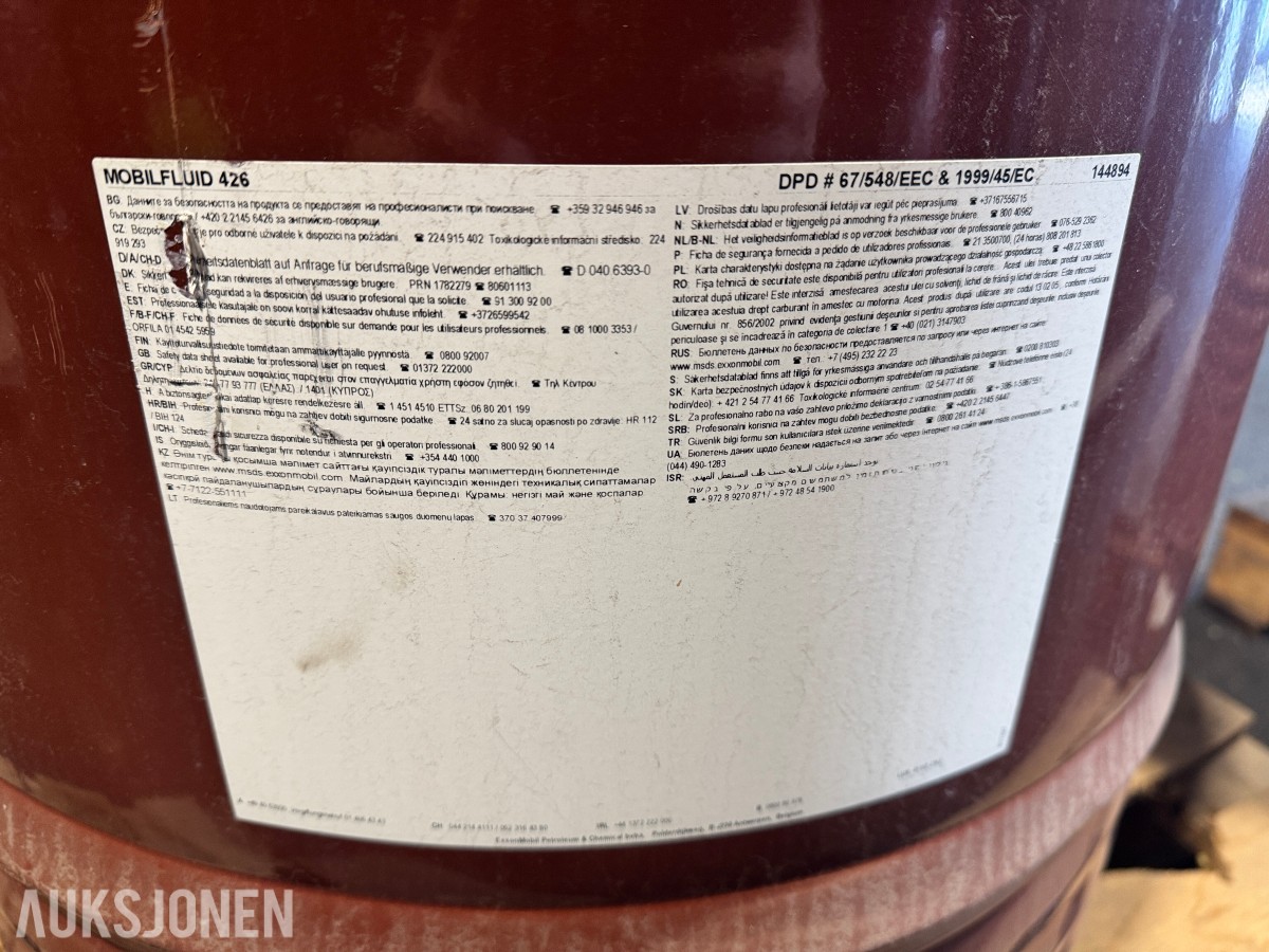 1 fat Mobilfluid 426 (traktorolje) 208L