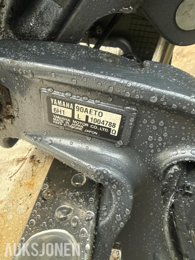 2002 Yamaha 90 hk 2 takt Undervannshus *Ingen minstepris*