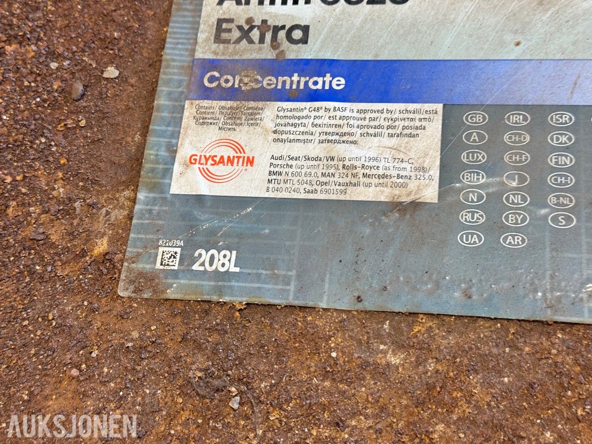 2 stk fat - Mobil ATF SHC / Antifreeze (automatgirolje/kjølevæske)
