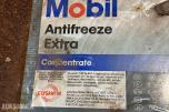 2 stk fat - Mobil ATF SHC / Antifreeze (automatgirolje/kjølevæske)