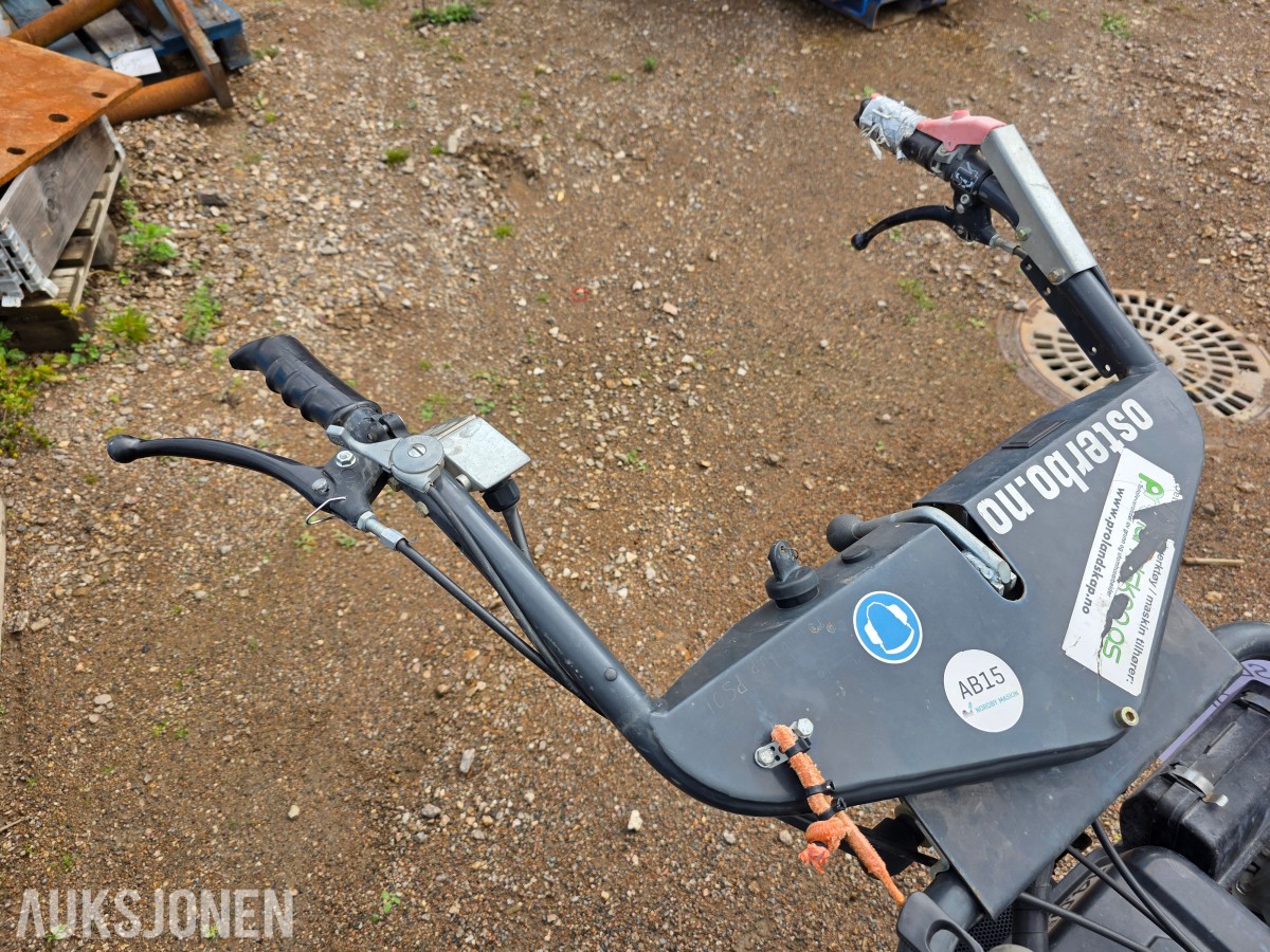 2016 Reform M9 hydro tohjulstraktor/plendyr-planeringsrive