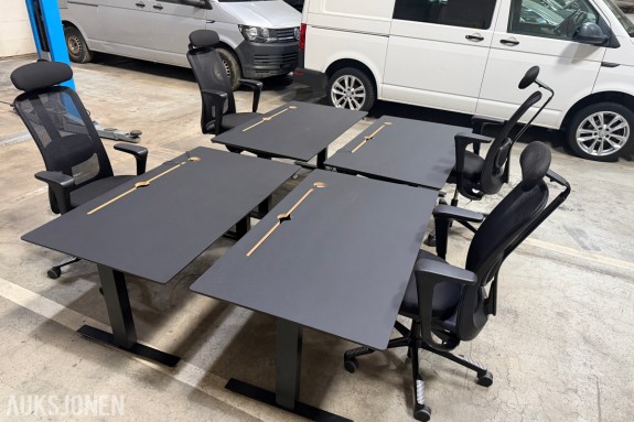 4 stk HÅG SoFi kontorstoler med 4 stk Swedstyle elektriske hev-/senk skrivebord 140 × 80 cm