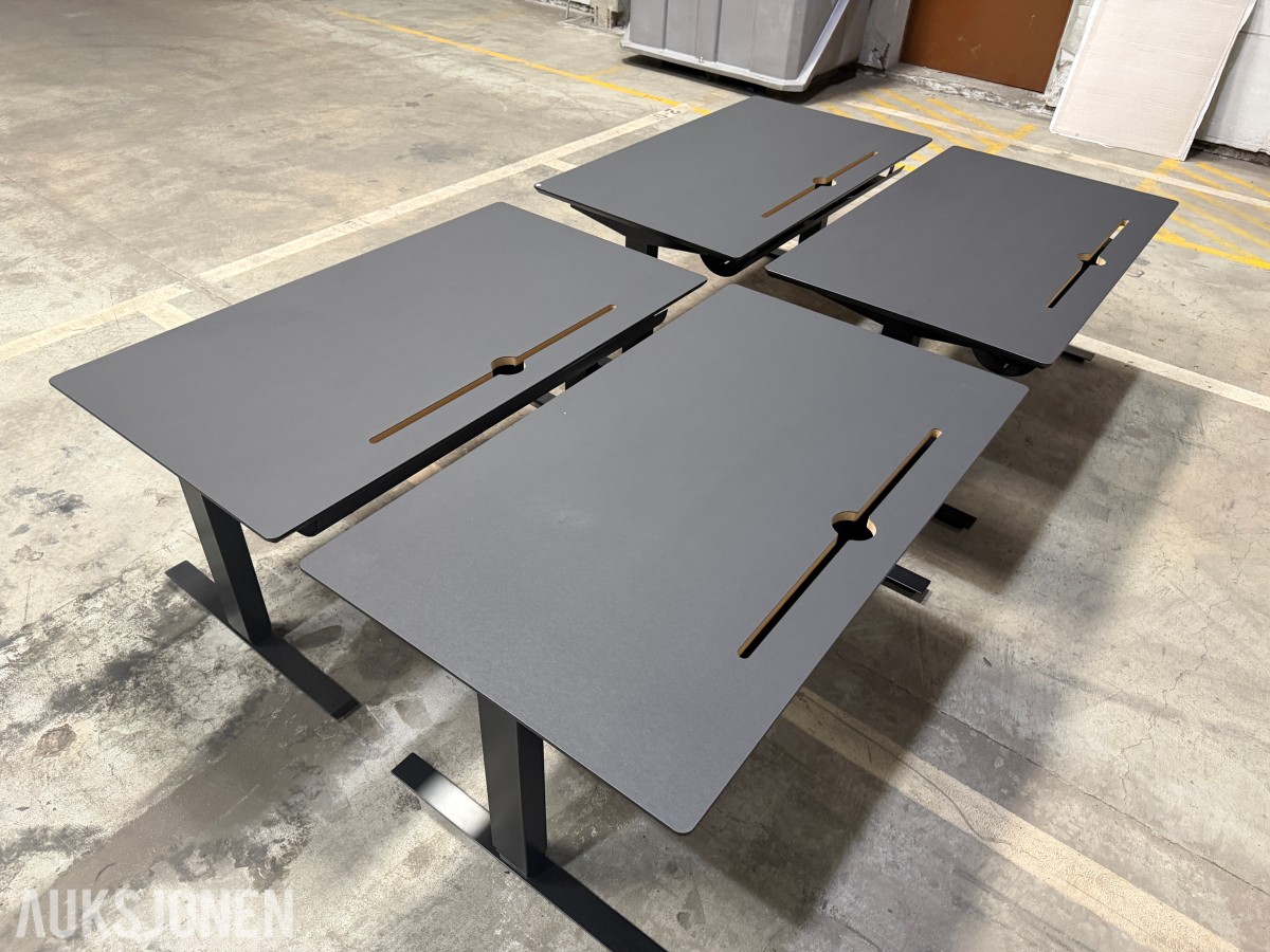 4 stk Swedstyle elektriske hev-/senk skrivebord 140 × 80 cm