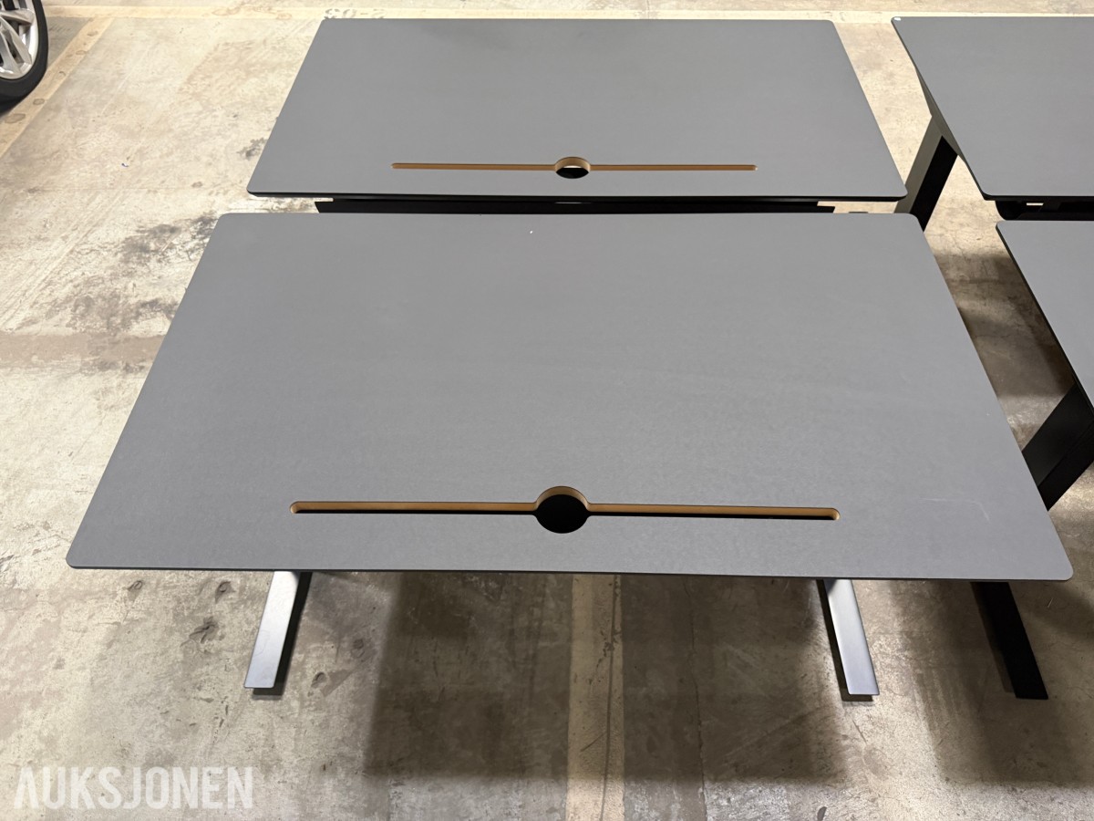 4 stk Swedstyle elektriske hev-/senk skrivebord 140 × 80 cm