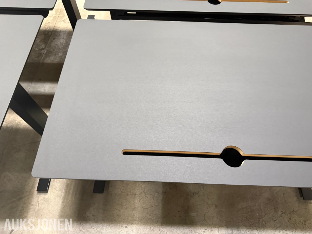4 stk Swedstyle elektriske hev-/senk skrivebord 140 × 80 cm