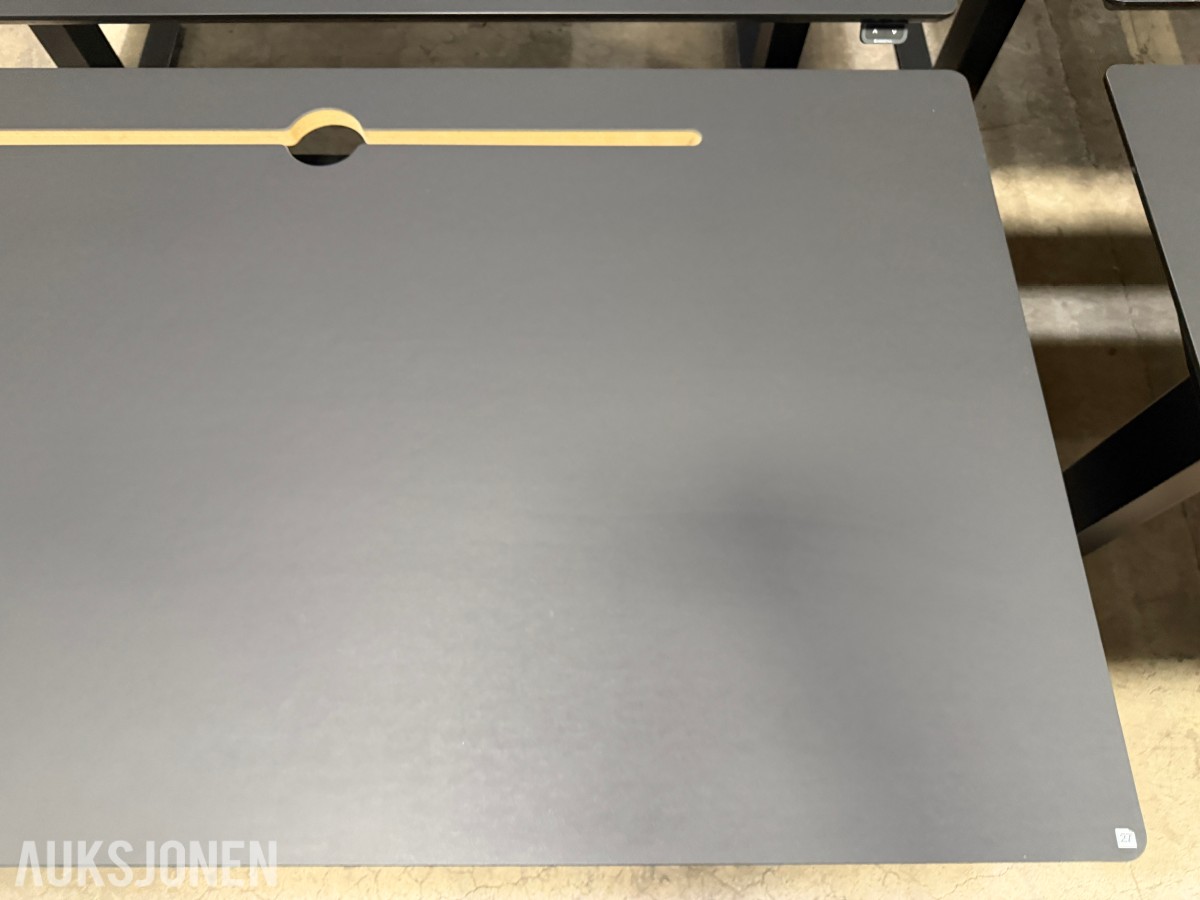 4 stk Swedstyle elektriske hev-/senk skrivebord 140 × 80 cm