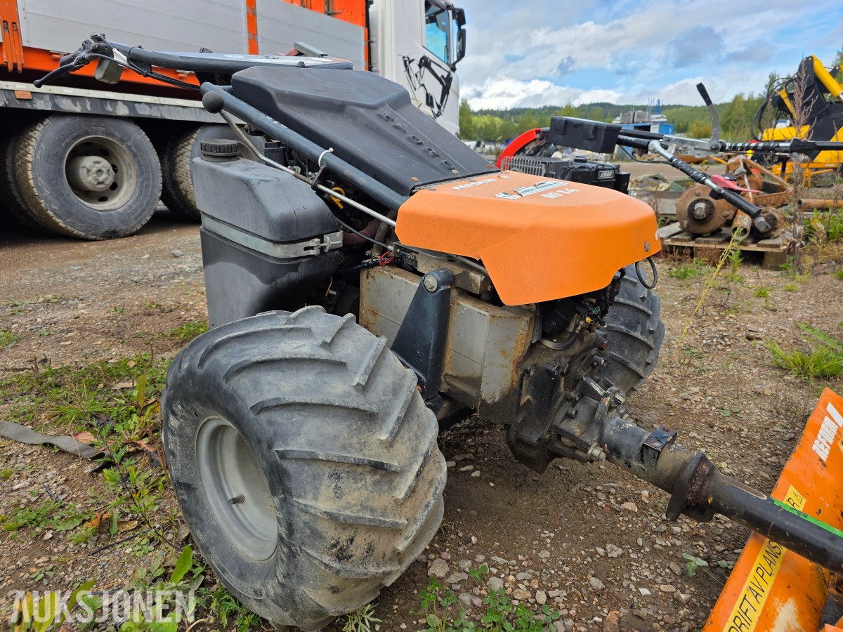 2010 Reform tohjuls traktor M 14 plendyr-planeringsrive
