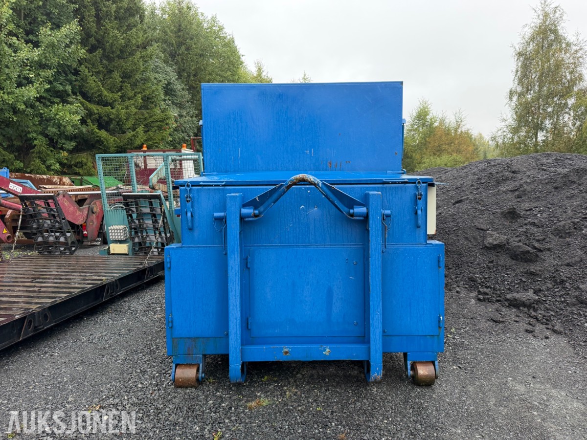 2000 mod. GMM KPM 16 presscontainer. Krokramme. Komplett